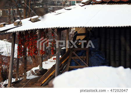 Briquettes, warehouses, winter 47202047
