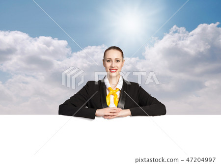 Woman presenting something 47204997