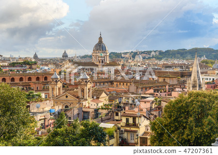 View on Rome from Terrazza Viale del Belvedere View on Rome from Terrazza Viale del Belvedere 47207361