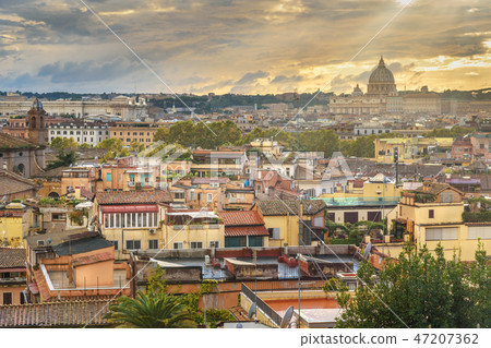 View on Rome with St. Peter's Basilica Vatican View on Rome with St. Peter's Basilica Vatican 47207362