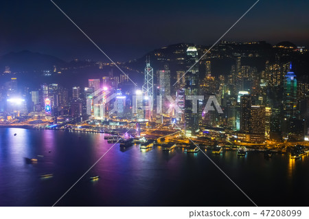 香港天空100（開放世界貿易廣場）的夜景 47208099
