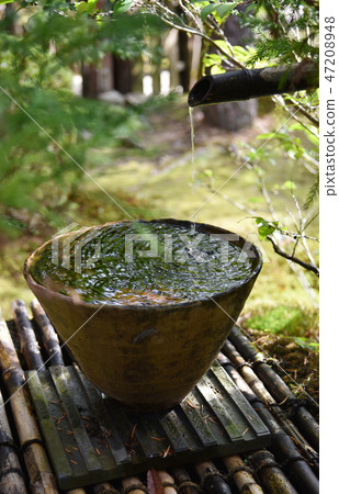 Hand basin of the former Takerinin garden Hand basin of the former Takerinin garden 47208948