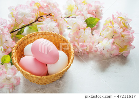 Easter card with easter eggs and pink flowers 47211617