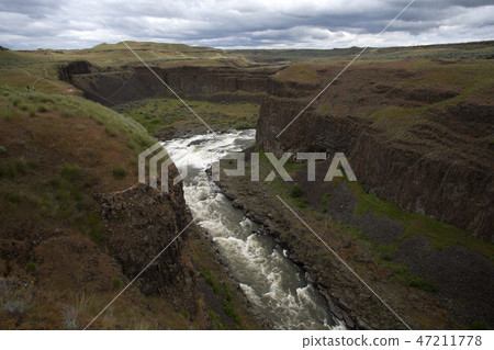 Landscape of Palouus Valley Landscape of Palouus Valley 47211778