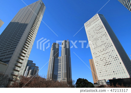 東京都政府第一辦公大樓（中央）和住友大廈（右）2019 47213317