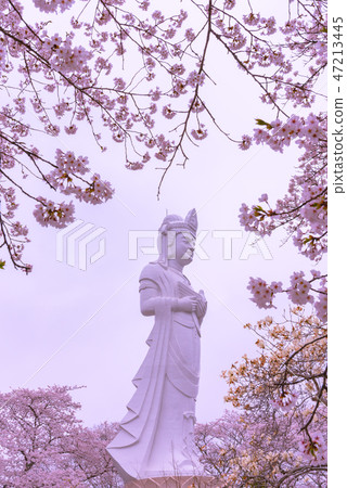 Funaoka城堡公園Funaoka和平Kannon雕象 47213445