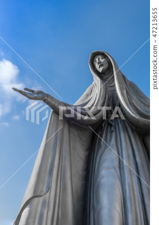 Statue of Virgin Mary 47213655