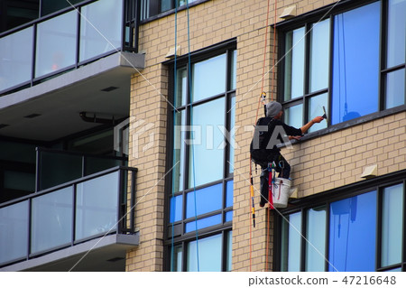 A worker A worker 47216648