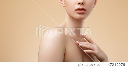 Cosmetic and Makeup. Beauty Fashion Model. Makeup 47219076
