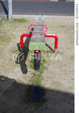 Small green seesaw Small green seesaw 47219353