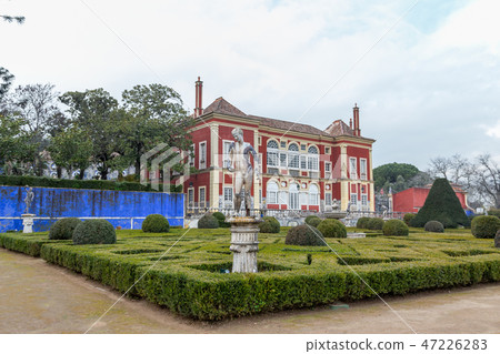 Palacio dos Marqueses da Fronteira in cloud day 47226283