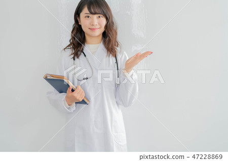 Young Female Doctor Female Doctor Doctor Young Female Doctor Female Doctor Doctor 47228869