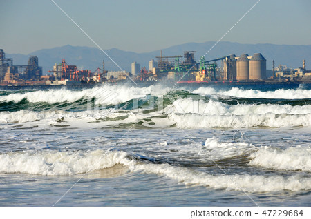 波浪來到韓國東海岸 波浪來到韓國東海岸 47229684