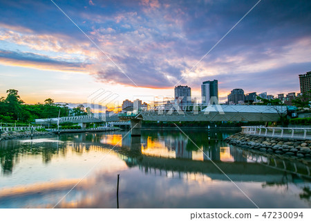 Taiwan Kaohsiung Love River Night Scene Kaohsiung River, Taiwan, Asia 47230094