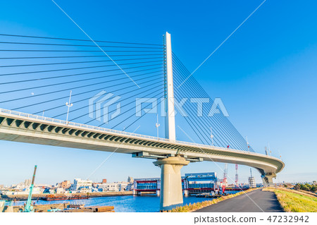 綾瀨河和大都會高速公路葛飾豎琴橋 綾瀨河和大都會高速公路葛飾豎琴橋 47232942