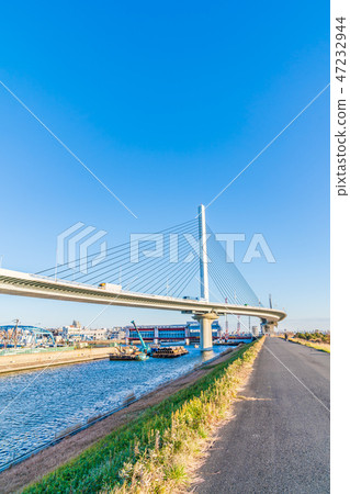 綾瀨河和大都會高速公路葛飾豎琴橋 綾瀨河和大都會高速公路葛飾豎琴橋 47232944