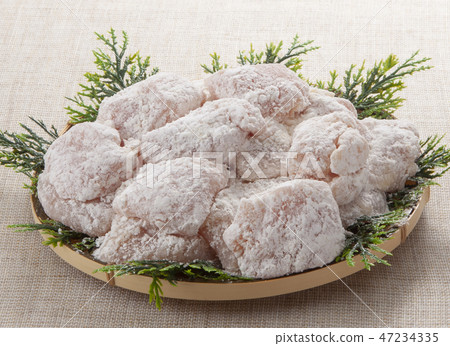 準備炸雞 47234335