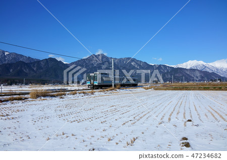 Winter Oito Line: Regular Train: Northern Alps Background Omachi City 47234682