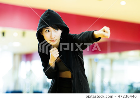 Fitness Sports Gym Training Middle Female Exercise Fitness Sports Gym Training Middle Female Exercise 47236446