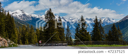 Alps mountain summer view, Austria Alps mountain summer view, Austria 47237525