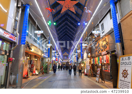 Miyazaki's largest entertainment district _ Nishitachi _ Miyazaki Prefecture Miyazaki city Nishi Tachibana Dori (first town / first street) Miyazaki's largest entertainment district _ Nishitachi _ Miyazaki Prefecture Miyazaki city Nishi Tachibana Dori (first town / first street) 47239910