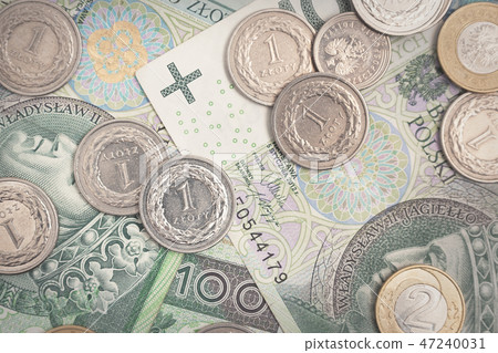 Polish currency, polish banknotes and coins 47240031