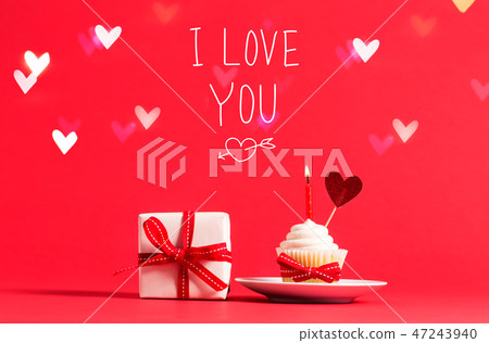 I Love You message with cupcake and heart I Love You message with cupcake and heart 47243940
