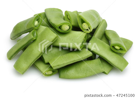 Fresh green beans on white background Fresh green beans on white background 47245100