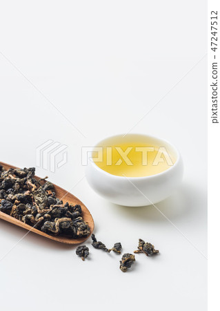 fresh taiwan oolong tea and cup fresh taiwan oolong tea and cup 47247512