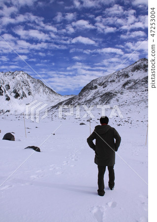 People walking in Murodo and Tateyama Miyama (Oyama, Mt. Ohsu, Jodoyama) 47253004