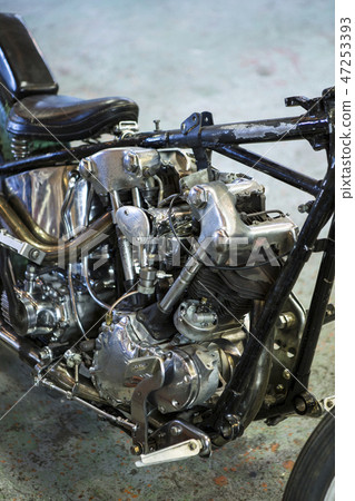 老式自行車引擎 47253393