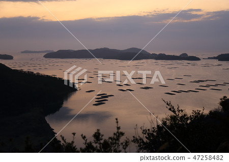 Mysterious oyster raft [Setouchi City, Okayama Prefecture] 47258482