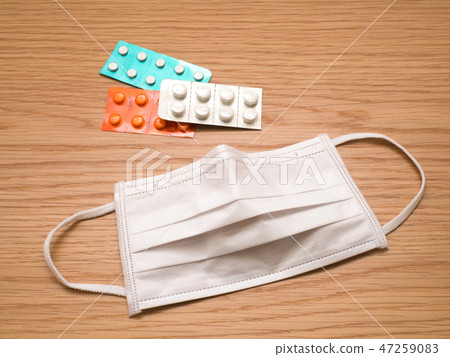 Mask and cold medicine Mask and cold medicine 47259083