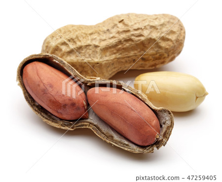 Peanuts on white background 47259405