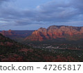 Overlooking the town from Sedona Airport Mesa 47265817
