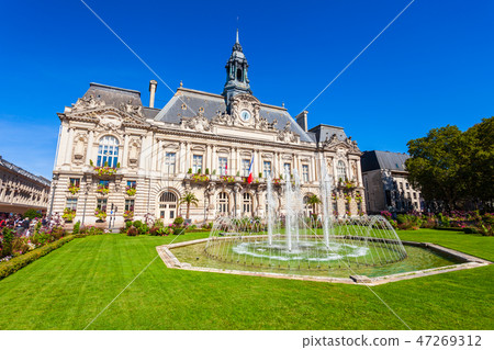 Town hall in Tours, France 47269312