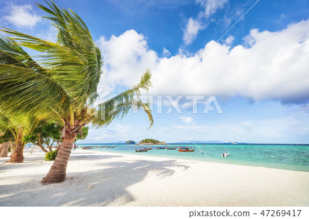 Asian tropical beach paradise in Thailand Asian tropical beach paradise in Thailand 47269417
