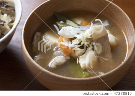 Miso soup with pork and vegetables Miso soup with pork and vegetables 47278813