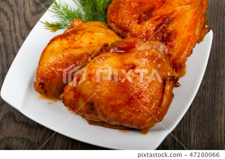 Roasted chicken thigh Roasted chicken thigh 47280066