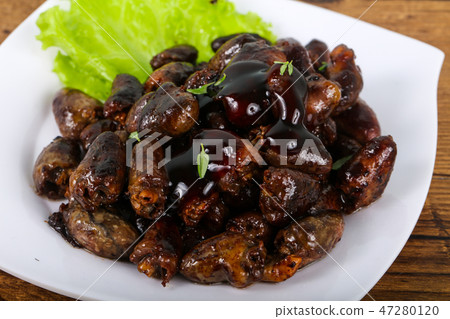 Chicken hearts 47280120