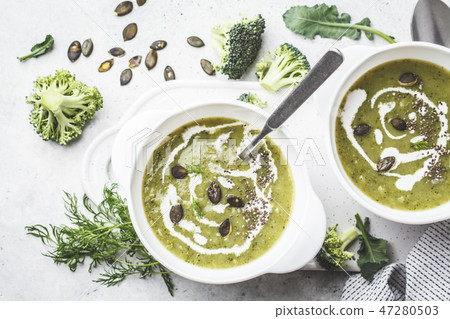 Vegan detox broccoli cream soup with coconut cream 47280503