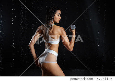 Beautiful young girl in sportswear Beautiful young girl in sportswear 47281186