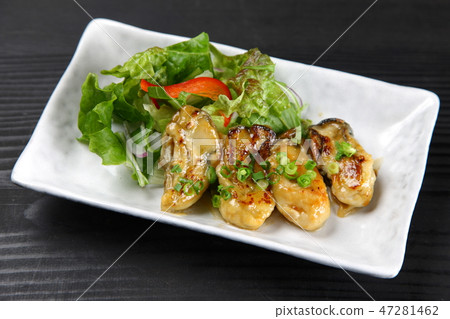 Grilled oyster butter 47281462