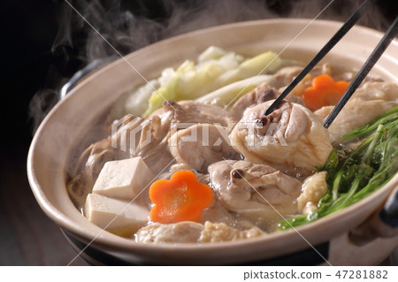 水裡煮熟 47281882