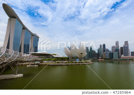 Singapore city skyline 47285964