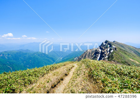 春天的登山Tanigawake山(Ikinokurake的Ikki Tanikawa) 春天的登山Tanigawake山(Ikinokurake的Ikki Tanikawa) 47288396