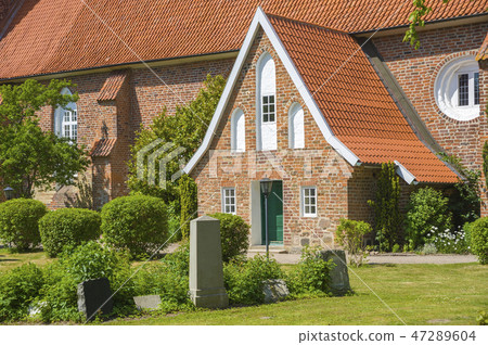 Facade of the church Saint Juergen in Grube Facade of the church Saint Juergen in Grube 47289604