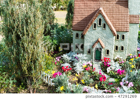 House (monument) House (monument) 47291269