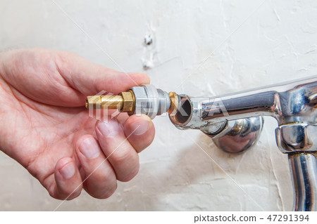 plumber install tap valve to kitchen water faucet 47291394