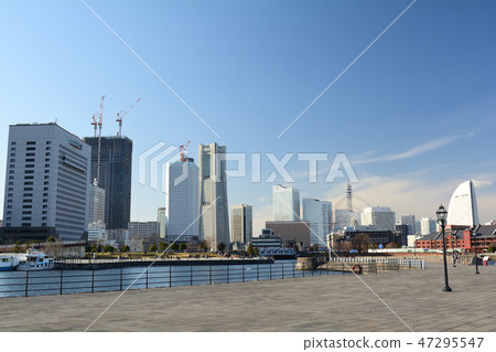 Yokohama Yokohama 47295547
